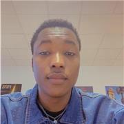 j'aimerais développer ses capacités en langue anglaise et aussi aider dans les activités et les devoirs scolaires